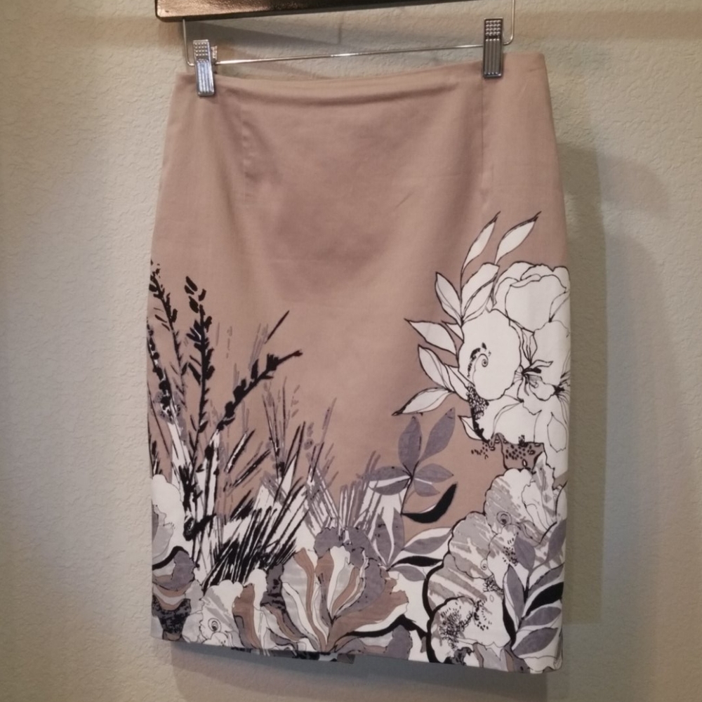 T Tahari Print Skirt